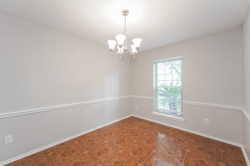 2,000/Mo, 8907 Aspen Place Dr Houston, TX 77071 Dining Room View