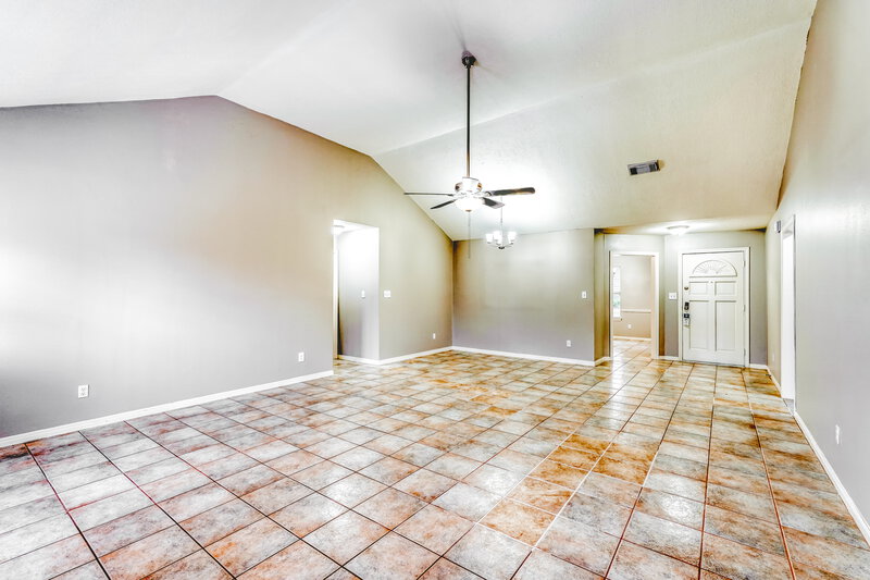 1,995/Mo, 521 Cedar Ave League City, TX 77573 Living Room View