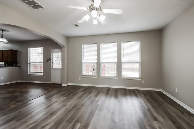 1,920/Mo, 209 Doncaster St Conroe, TX 77303 Misc View