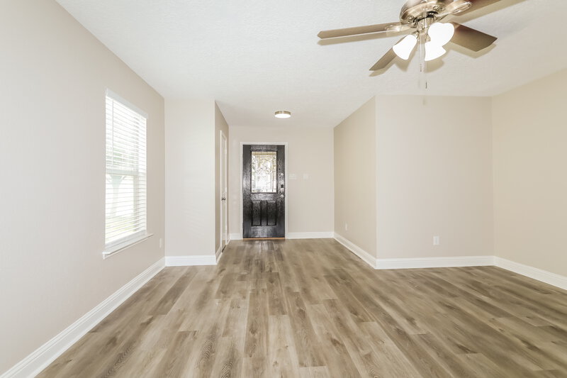2,875/Mo, 3107 Ribbon Creek Way Spring, TX 77389 Living Room View