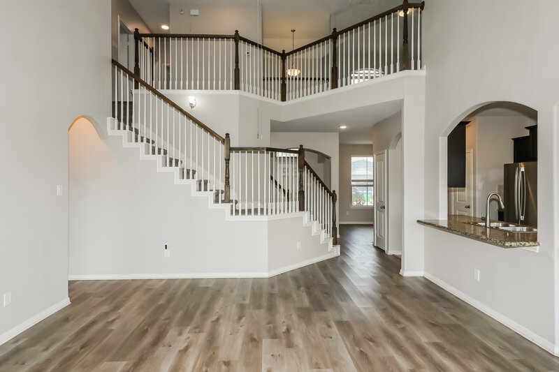 2,435/Mo, 1935 Bravos Manor Ln Fresno, TX 77545 Living Room View 2