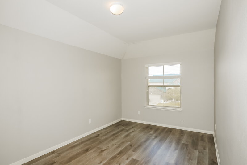 2,435/Mo, 1935 Bravos Manor Ln Fresno, TX 77545 Bedroom View 3