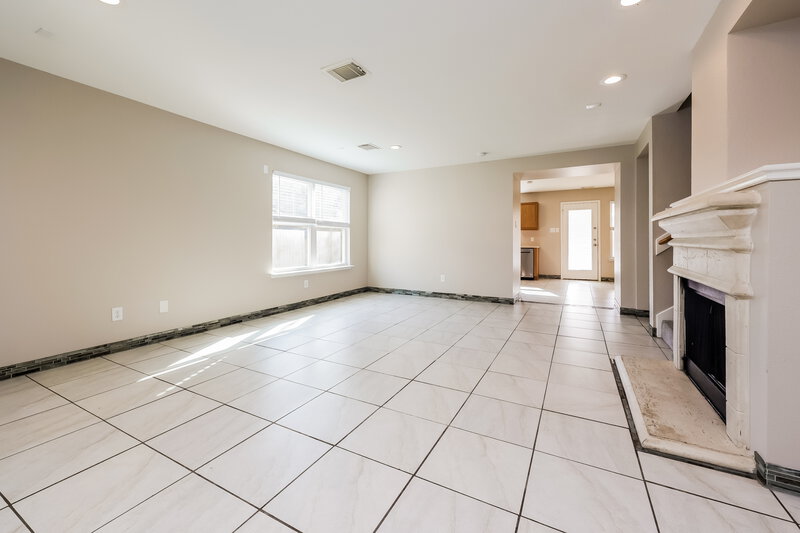 2,010/Mo, 29511 Legends Pine Ln Spring, TX 77386 Living Room View