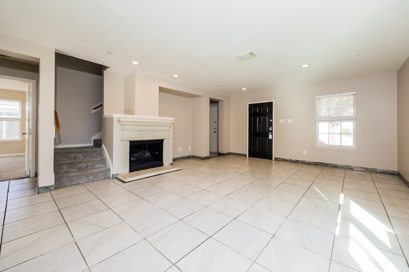 2,010/Mo, 29511 Legends Pine Ln Spring, TX 77386 Living Room View 2