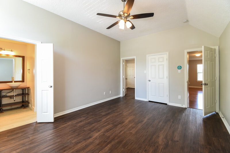 2,420/Mo, 2014 Harbour Cove Dr Seabrook, TX 77586 Main Bedroom View