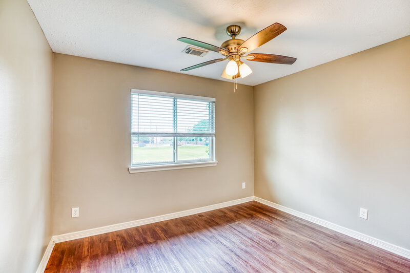 2,445/Mo, 2014 Harbour Cove Dr Seabrook, TX 77586 Bedroom View 3