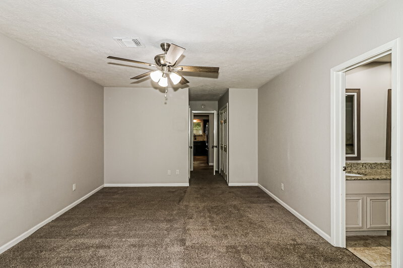 2,310/Mo, 203 Old Oaks St League City, TX 77573 Main Bedroom View 2