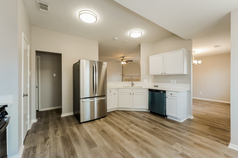 2,095/Mo, 20827 Oak Rain Ct Katy, TX 77449 Kitchen View