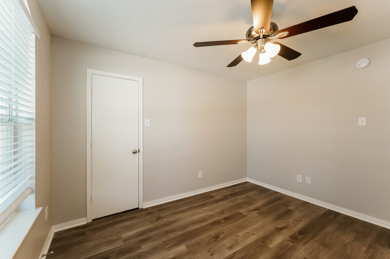 2,095/Mo, 20827 Oak Rain Ct Katy, TX 77449 Bedroom View 3