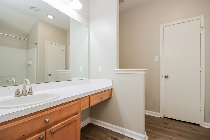 1,705/Mo, 20022 Appaloosa Ridge Dr Humble, TX 77338 Main Bathroom View 2