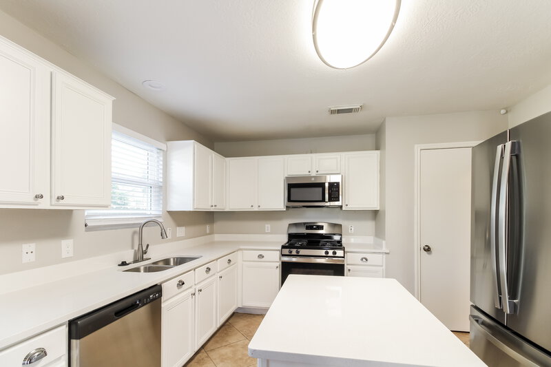 2,570/Mo, 7523 Appleridge Ct Missouri City, TX 77489 Kitchen View
