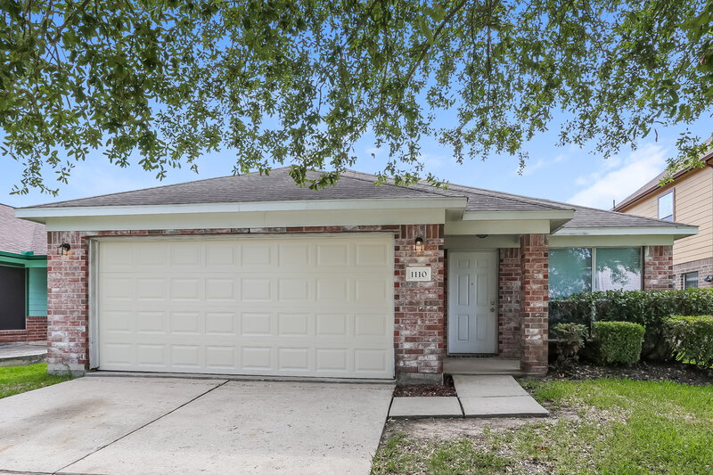 1,735/Mo, 1110 Chestnut Bough St Channelview, TX 77530 External View