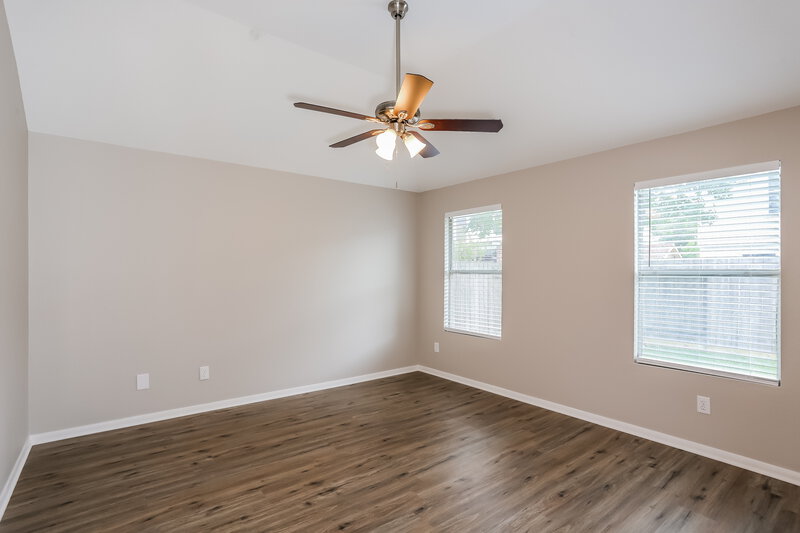 1,735/Mo, 1110 Chestnut Bough St Channelview, TX 77530 Main Bedroom View