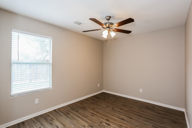 1,735/Mo, 1110 Chestnut Bough St Channelview, TX 77530 Bedroom View 2