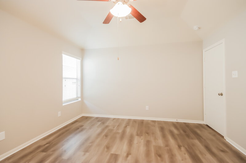 1,855/Mo, 810 Lovebug Ln Conroe, TX 77301 Main Bedroom View