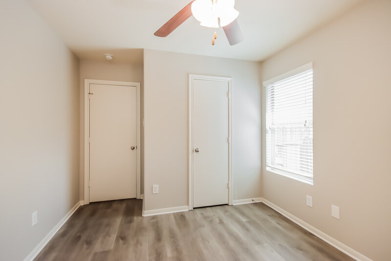 1,855/Mo, 810 Lovebug Ln Conroe, TX 77301 Bedroom View