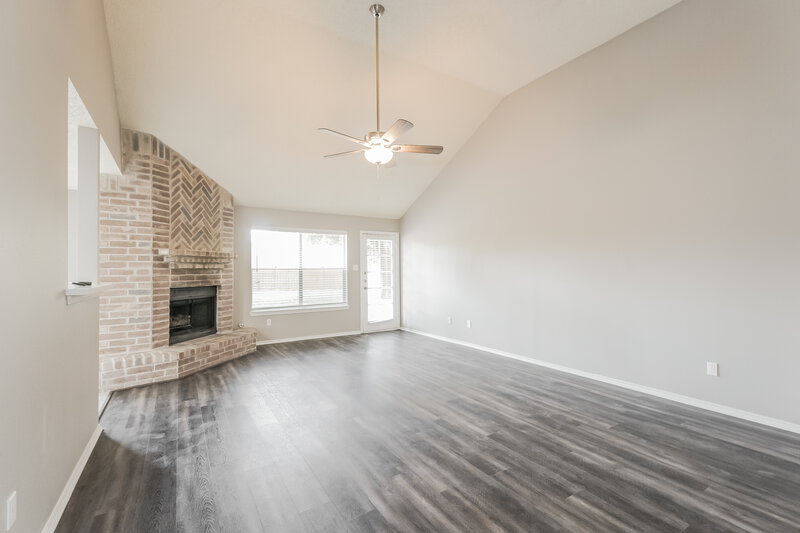 2,225/Mo, 9330 Jan Glen Ln Spring, TX 77379 Living Room View 2
