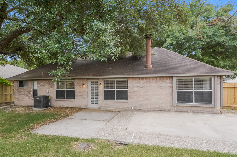 2,225/Mo, 9330 Jan Glen Ln Spring, TX 77379 Rear View