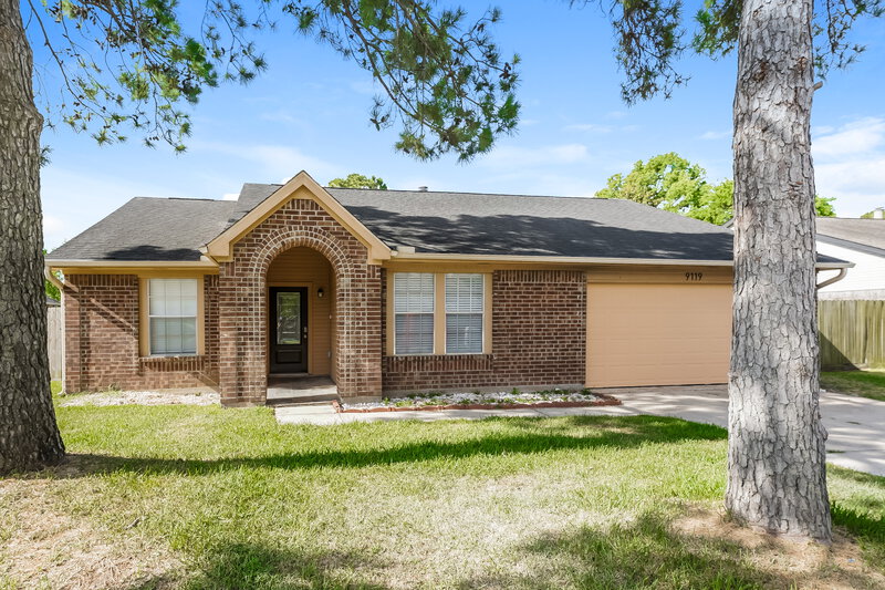 2,000/Mo, 9119 Smokehollow Dr Houston, TX 77064 External View