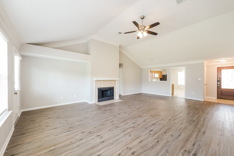 2,000/Mo, 9119 Smokehollow Dr Houston, TX 77064 Living Room View
