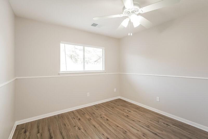 2,000/Mo, 9119 Smokehollow Dr Houston, TX 77064 Bedroom View