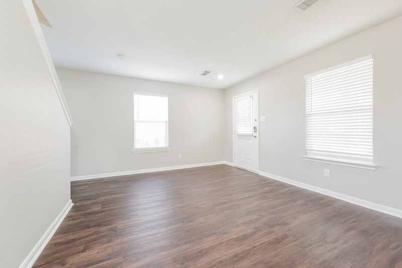 2,215/Mo, 3330 Legends Mill Dr Spring, TX 77386 Living Room View 2