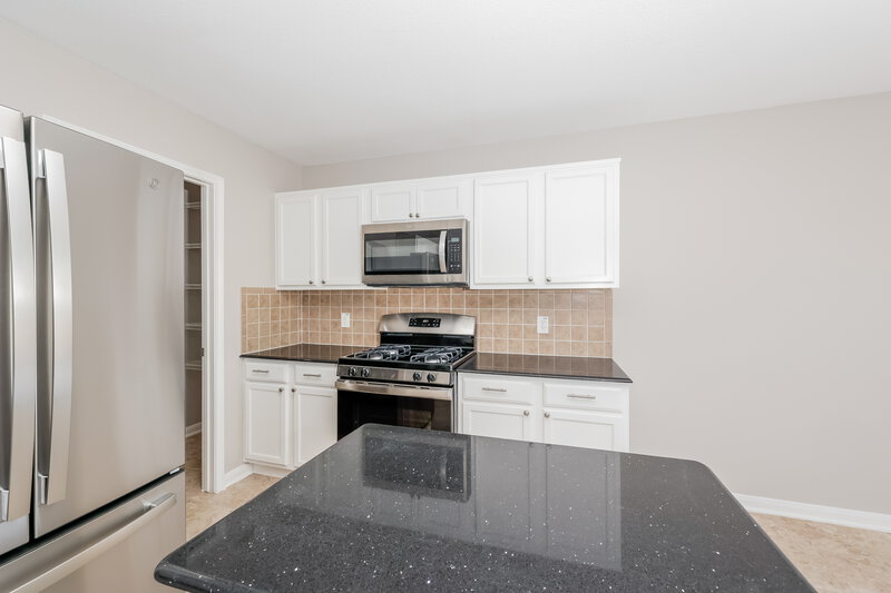 2,215/Mo, 3330 Legends Mill Dr Spring, TX 77386 Kitchen View