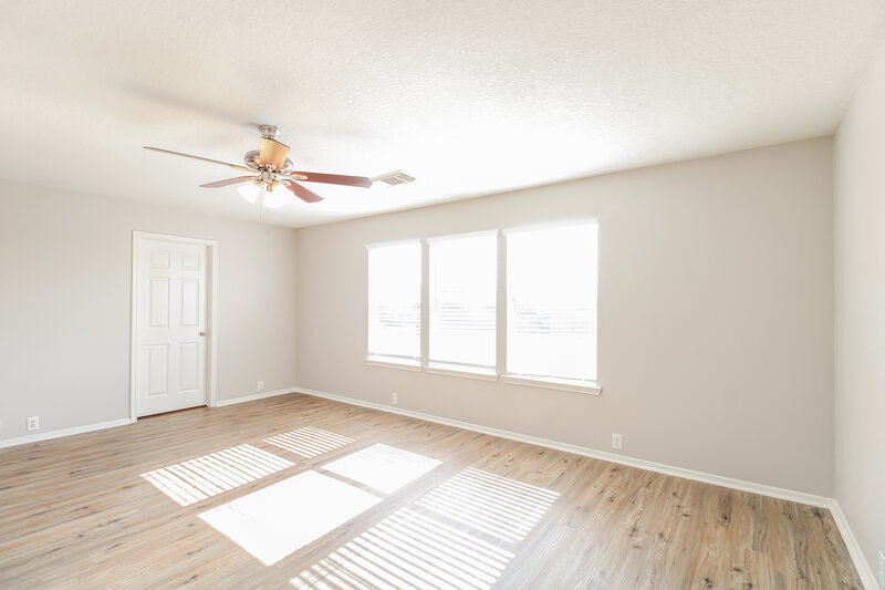 1,990/Mo, 2715 Feather Green Trl Fresno, TX 77545 Main Bedroom View