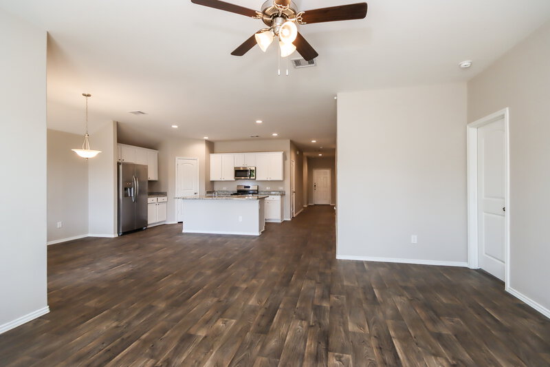 1,840/Mo, 18378 Timbermill Ln New Caney, TX 77357 Living Room View