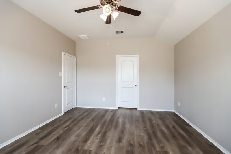 1,840/Mo, 18378 Timbermill Ln New Caney, TX 77357 Main Bedroom View 2
