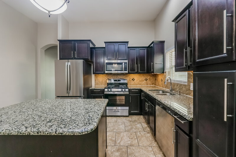 2,185/Mo, 7415 Durango Creek Dr Magnolia, TX 77354 Kitchen View 2