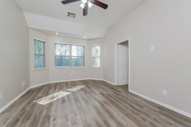 2,185/Mo, 7415 Durango Creek Dr Magnolia, TX 77354 Main Bedroom View