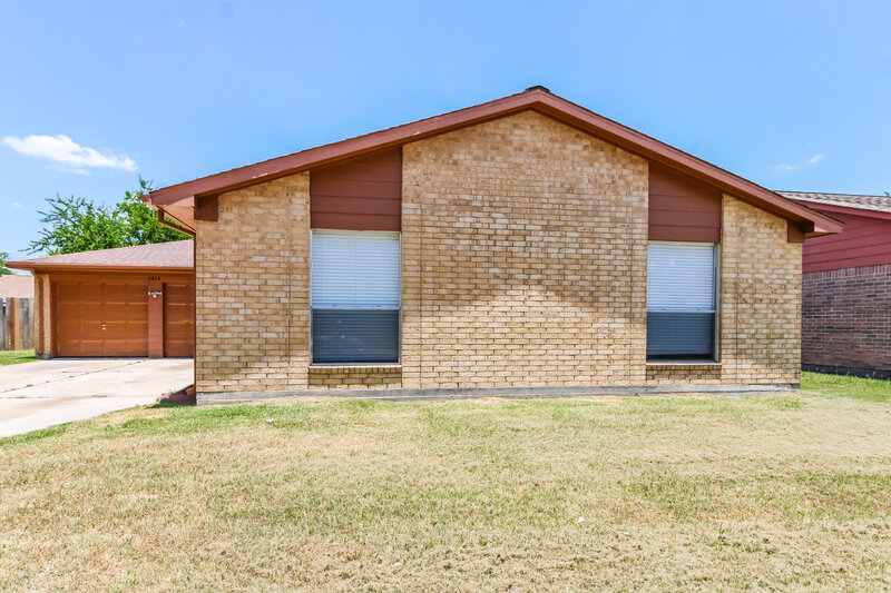 1,945/Mo, 2814 Ashington Dr Houston, TX 77067 External View