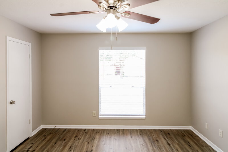 1,945/Mo, 2814 Ashington Dr Houston, TX 77067 Bedroom View
