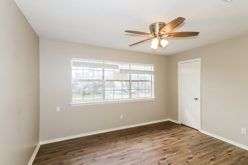 2,270/Mo, 16415 Hidden Gate Ct Sugar Land, TX 77498 Bedroom View
