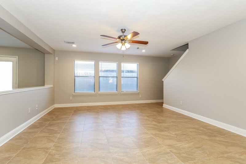 2,215/Mo, 29623 Legends Bluff Dr Spring, TX 77386 Living Room View