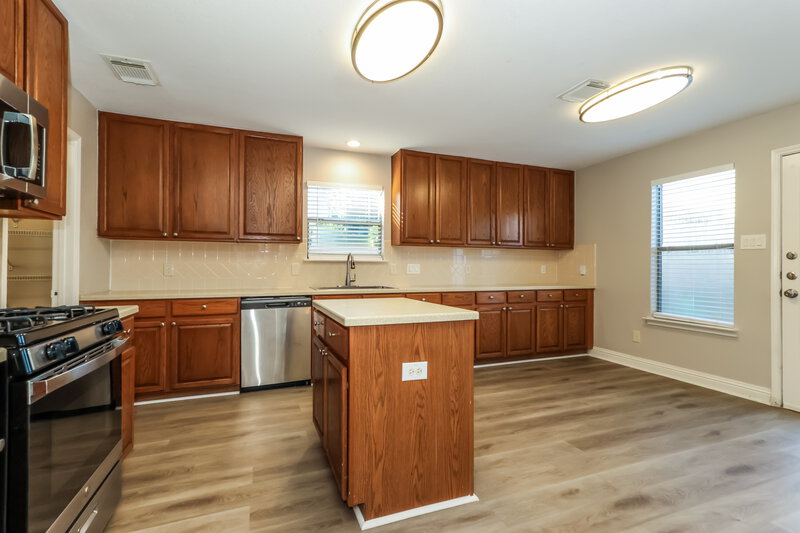 2,215/Mo, 29623 Legends Bluff Dr Spring, TX 77386 Kitchen View