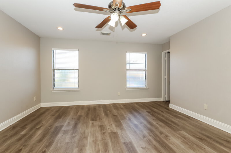 2,215/Mo, 29623 Legends Bluff Dr Spring, TX 77386 Main Bedroom View