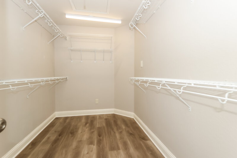 2,215/Mo, 29623 Legends Bluff Dr Spring, TX 77386 Walk In Closet View