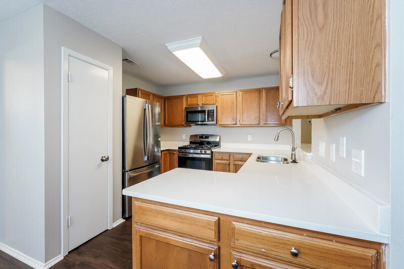 1,990/Mo, 19807 Ricewood Way Katy, TX 77449 Kitchen View 2