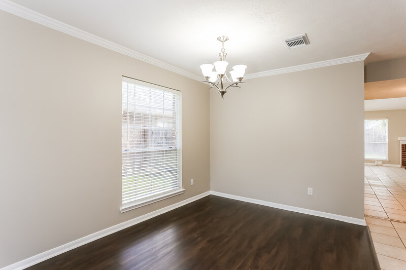 2,475/Mo, 4419 Ireland Ln Pasadena, TX 77505 Dining Room View 2