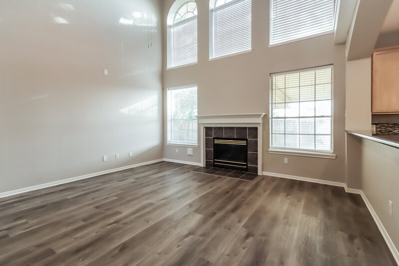 2,915/Mo, 1236 Deer Ridge Dr League City, TX 77573 Living Room View 2