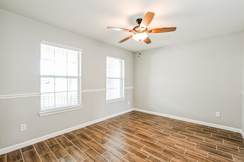 2,500/Mo, 3240 Rippling Falls Ln Dickinson, TX 77539 Bedroom View