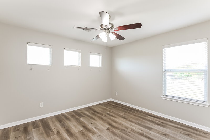2,535/Mo, 2403 Lacyberry St Houston, TX 77080 Bonus Room View