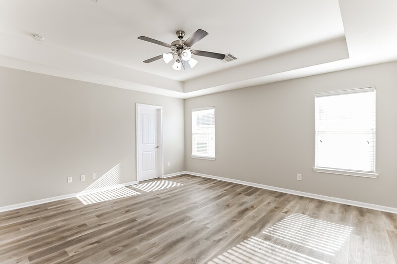 2,535/Mo, 2403 Lacyberry St Houston, TX 77080 Main Bedroom View