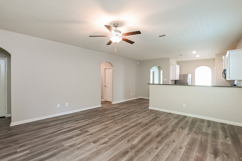 2,500/Mo, 25178 Dickens Dr Magnolia, TX 77355 Living Room View