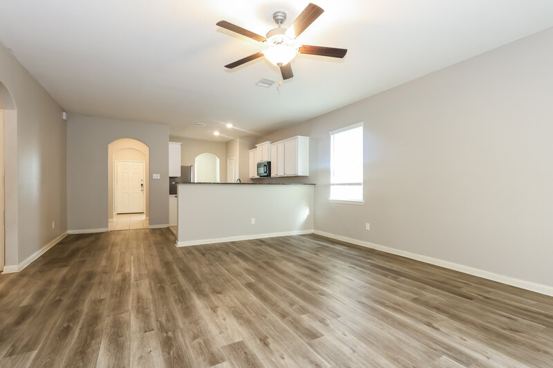 1,615/Mo, 25178 Dickens Dr Magnolia, TX 77355 Dining Room View 2