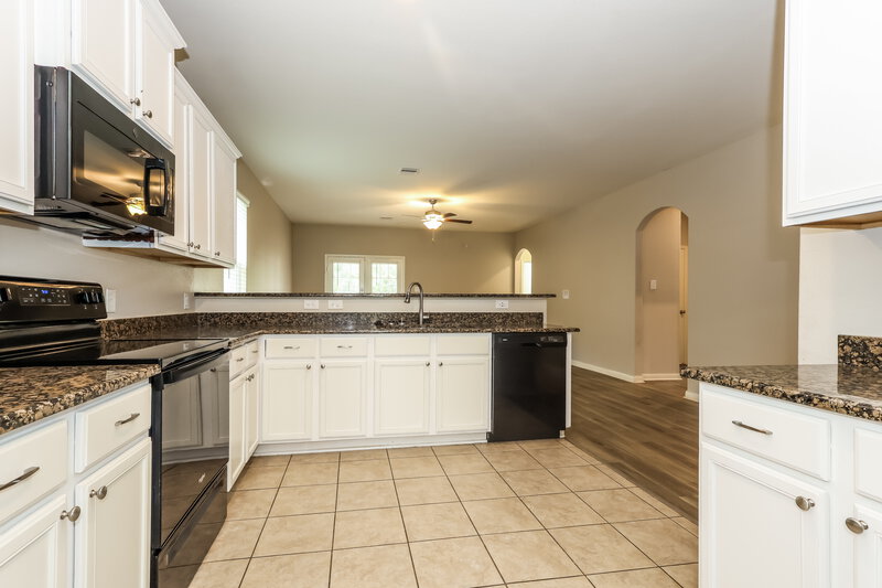 1,615/Mo, 25178 Dickens Dr Magnolia, TX 77355 Kitchen View