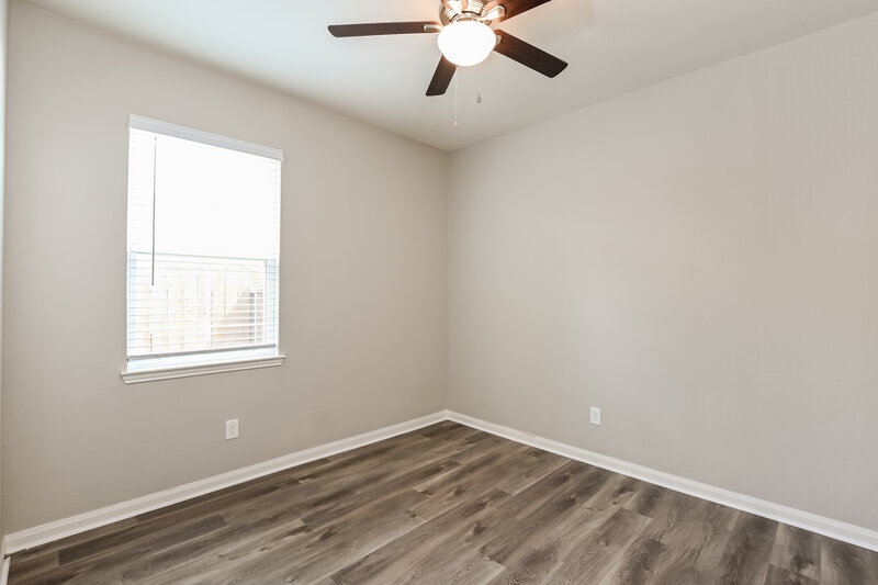 2,500/Mo, 25178 Dickens Dr Magnolia, TX 77355 Main Bedroom View