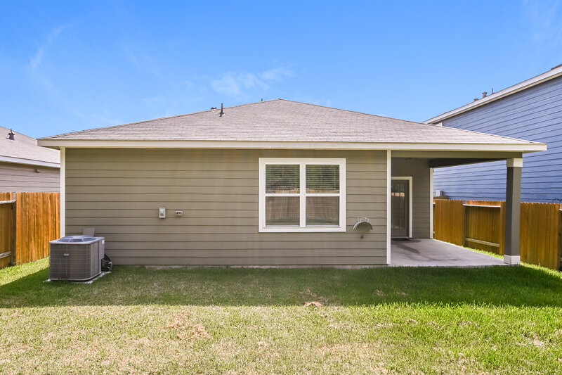 2,500/Mo, 25178 Dickens Dr Magnolia, TX 77355 Rear View